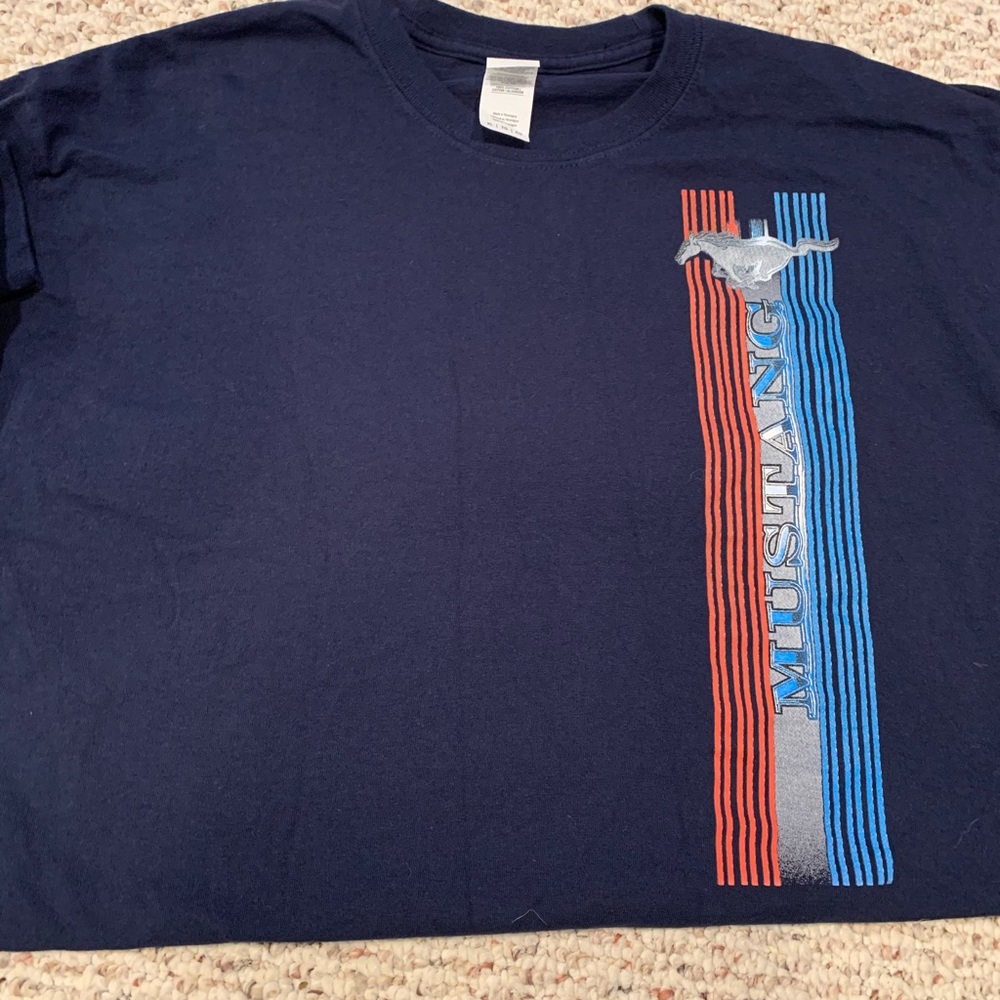 Gilden long sleeve mustang tee shirt